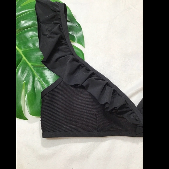 NEW Tart Collections Paige Ruffled Ribbed Bikini Top in Black [SZ Medium ]‎ - Picture 4 of 8